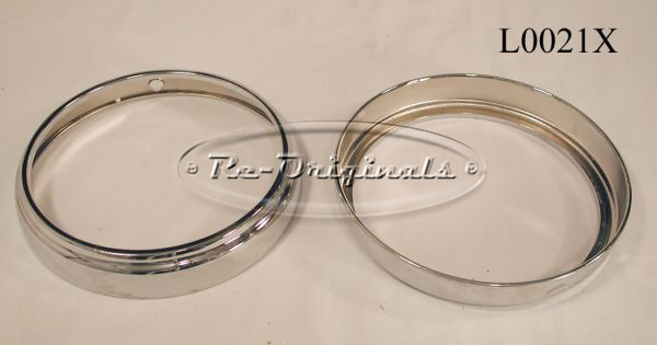 Headlight ring for Marchal 109 headlights.  Used on SWB Cal.  Spider and other models.  New manufacture from Italy. - L0021X